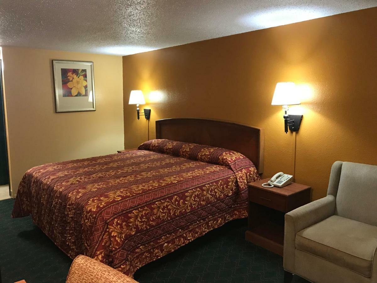 Travel Inn Weatherford Bagian luar foto